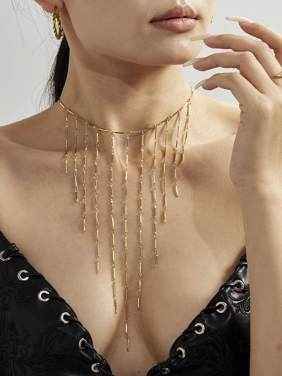 Collares con flecos en cascada para mujer, Collar dulce chapado en oro de 18 quilates, resistente al agua, sin deslustre, Collar largo con borlas de acero inoxidable Collares con flecos en cascada para mujer, Collar dulce chapado en oro de 18 quilates, resistente al agua, sin deslustre, Collar largo con borlas de acero inoxidable